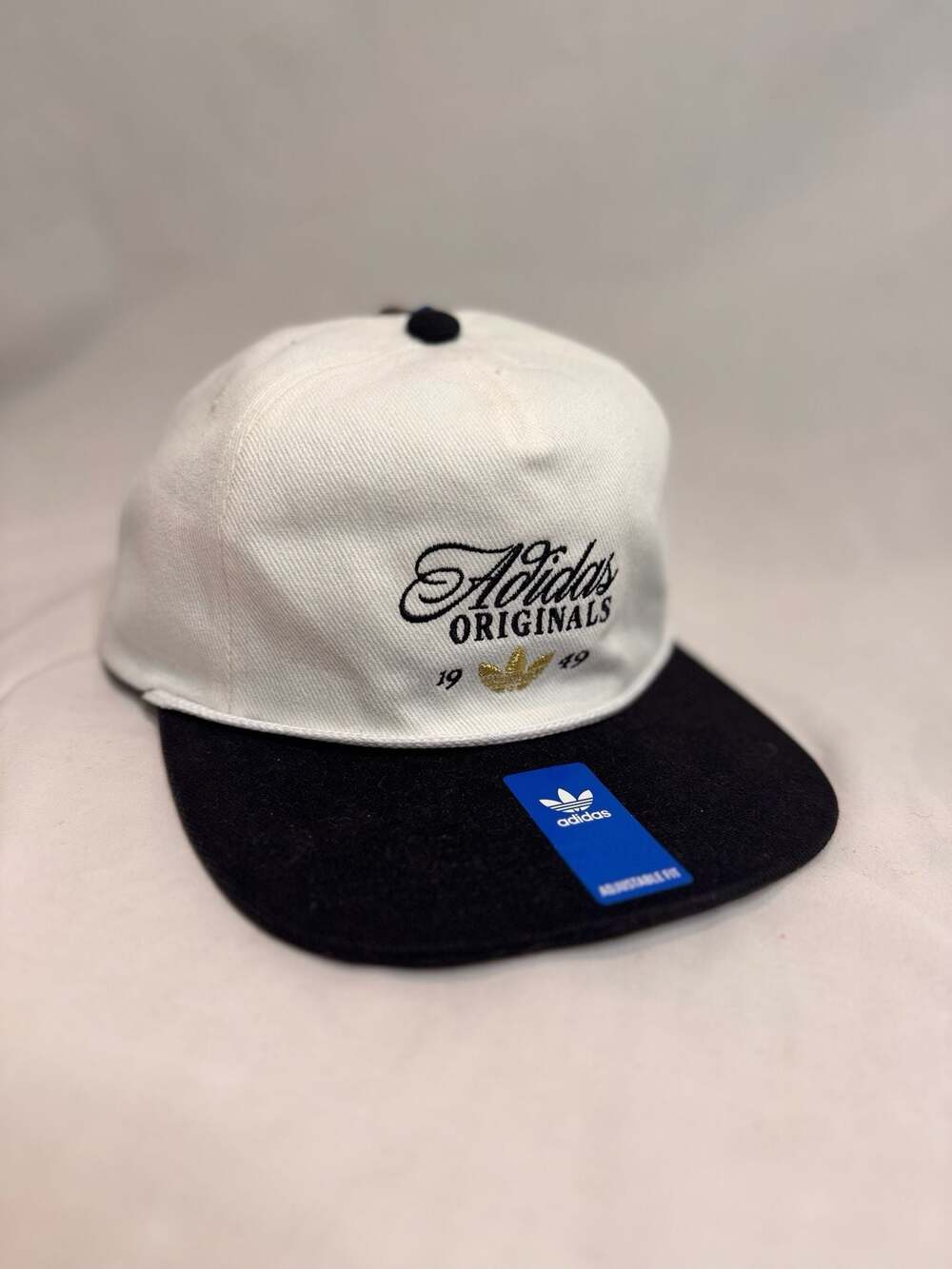 Adidas‎ Originals Masterpiece Strapback Hat White/Black OSFA